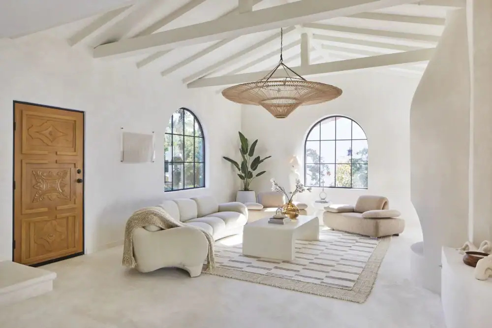 Choosing Sustainable Limewash Paint for Your Main Line Home 3